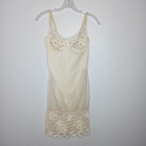 Vintage Bodyslimmers By Nancy Ganz cream shapewear size medium